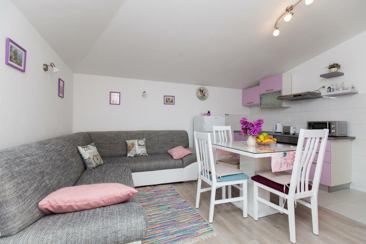 Apartment Paula Подстрана Екстериор снимка