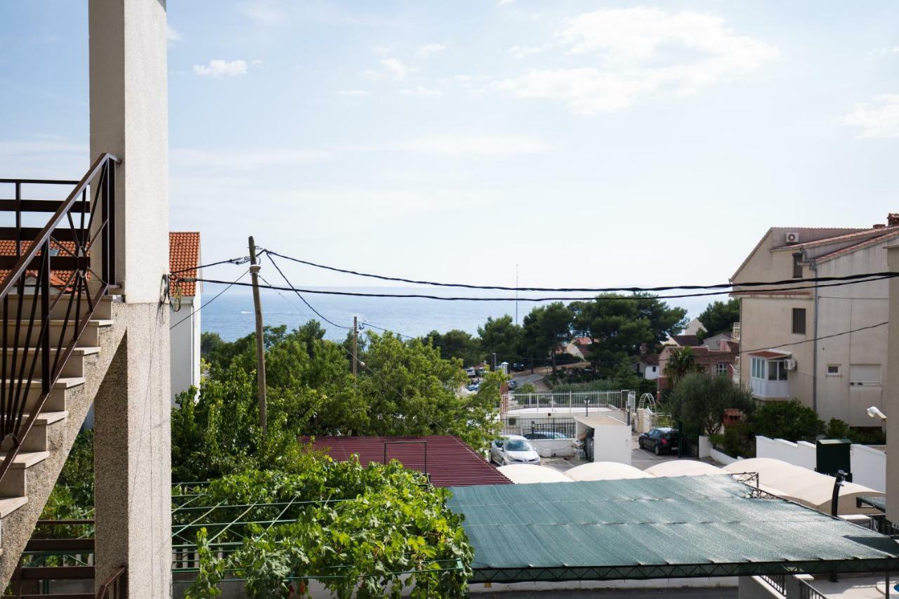 Apartment Paula Подстрана Екстериор снимка